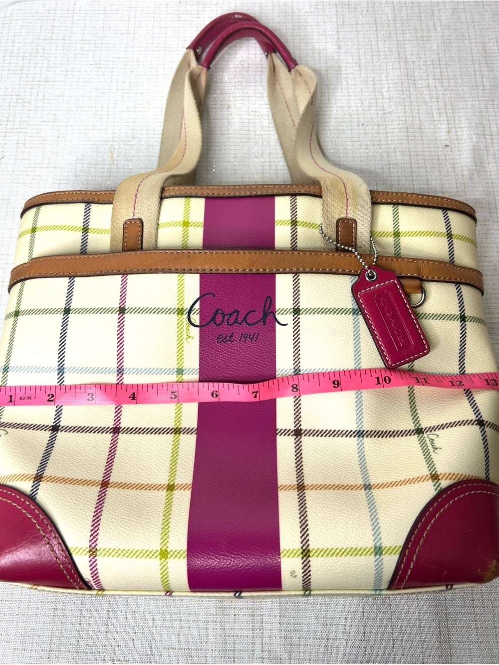 Coach Heritage Tattersall Tote Bag Plaid Pink Project Bag
F14790. - Picture 15 of 16